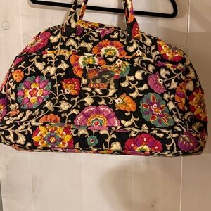 ✈️ Vera Bradley- Grand Traveler Suzani pattern